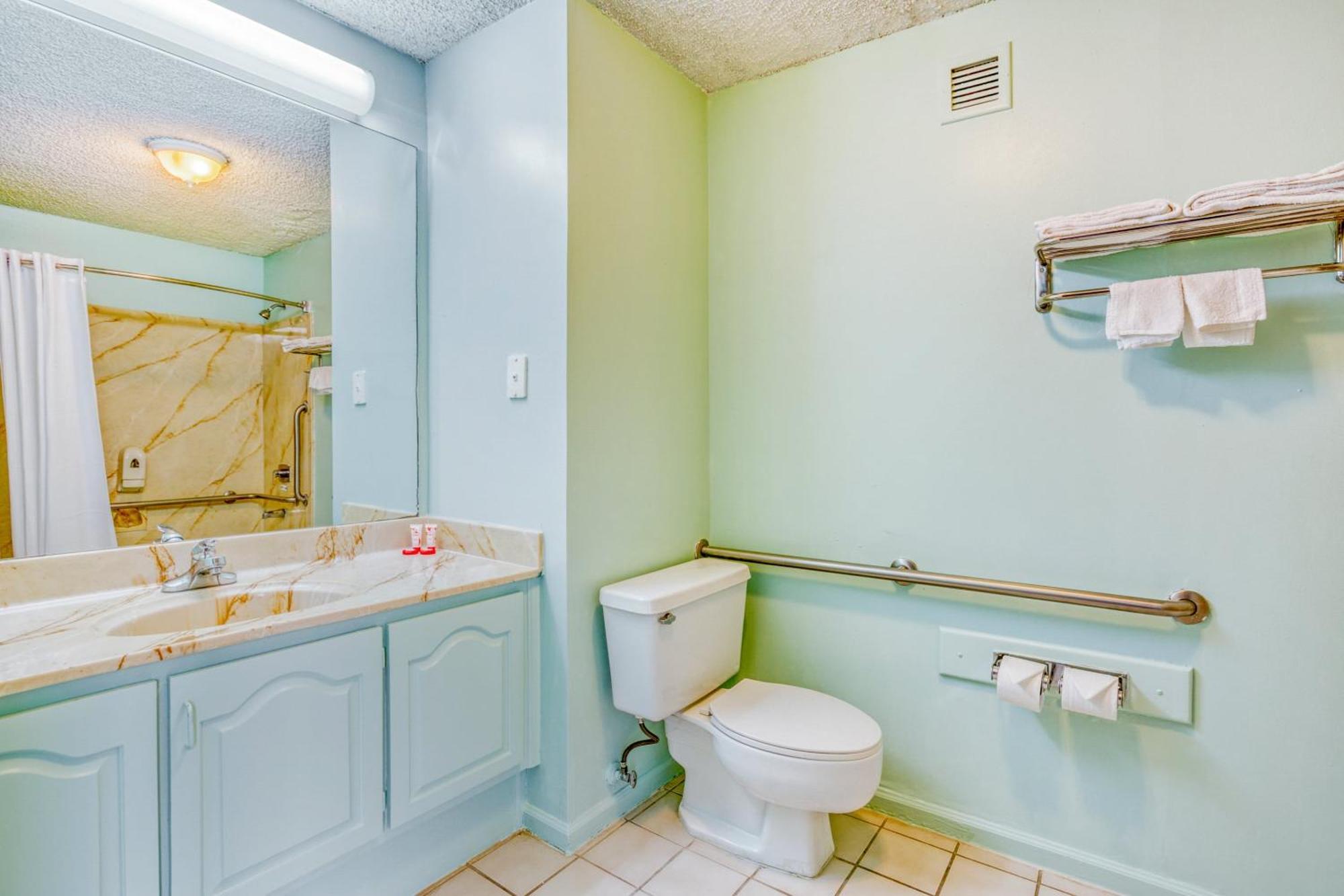 فندق Oyo Townhouse Tulsa Woodland Hills المظهر الخارجي الصورة